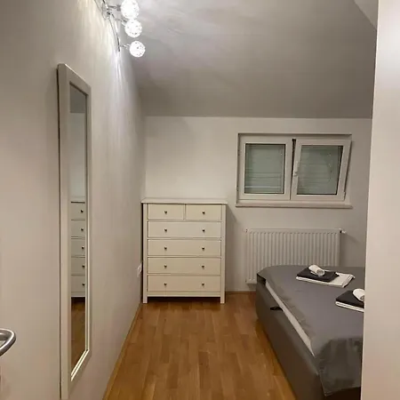 Navita 2 Traù